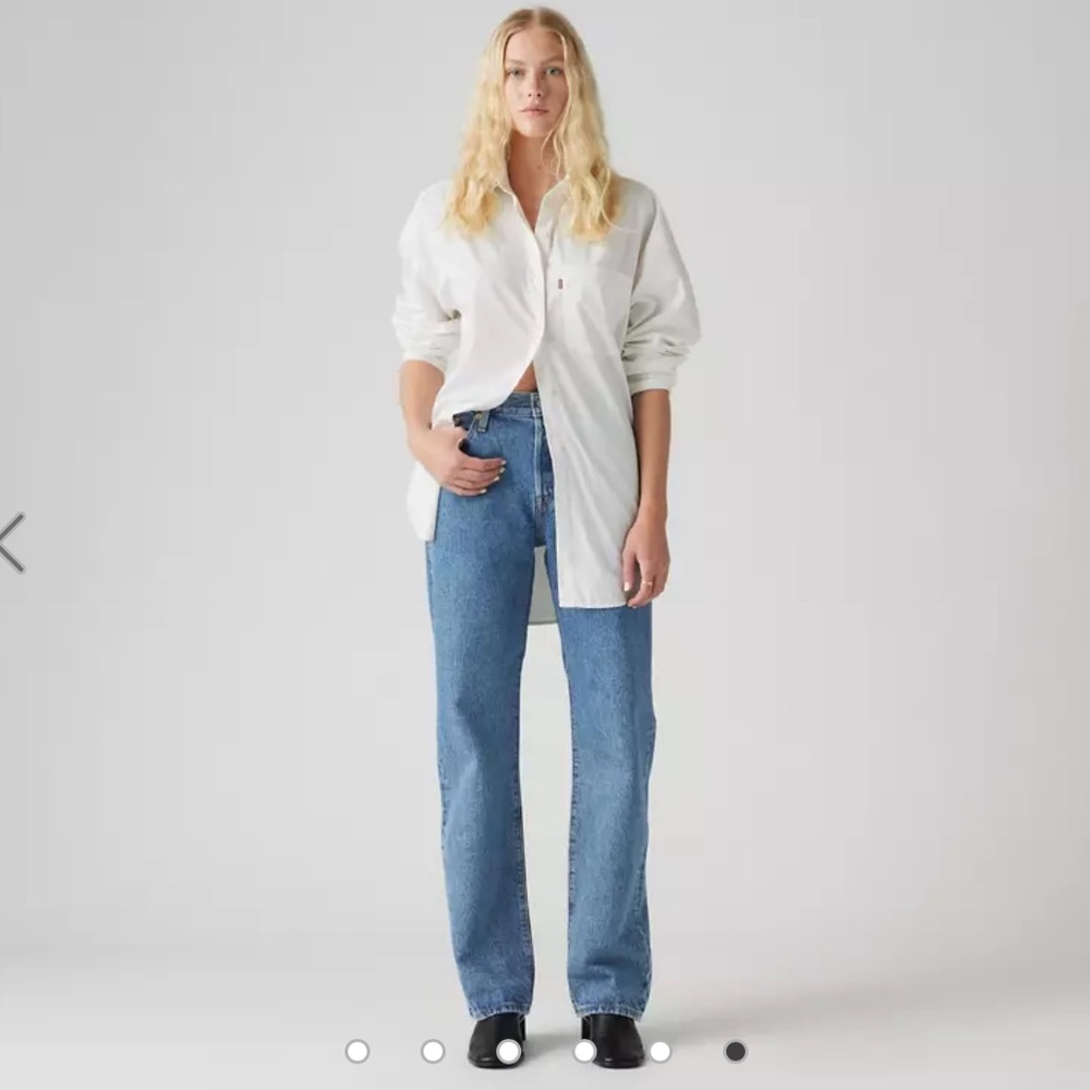 Levi’s 501 ‘90s Jeans size 27 x 30” inseam - shout out stone wash